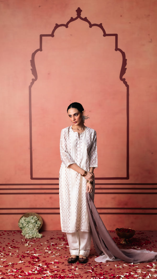 Saanjh Kurta Set (Dusty Wine)