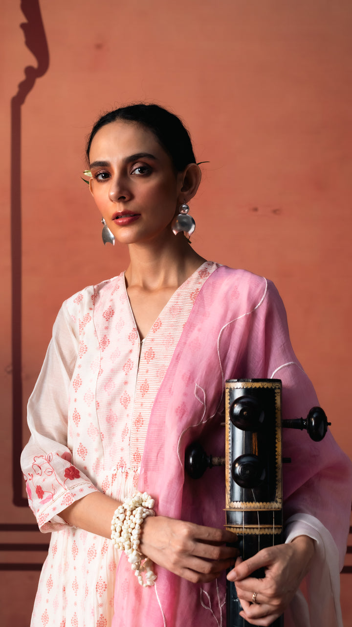 Naveli Aline Kurta Set (Pink)