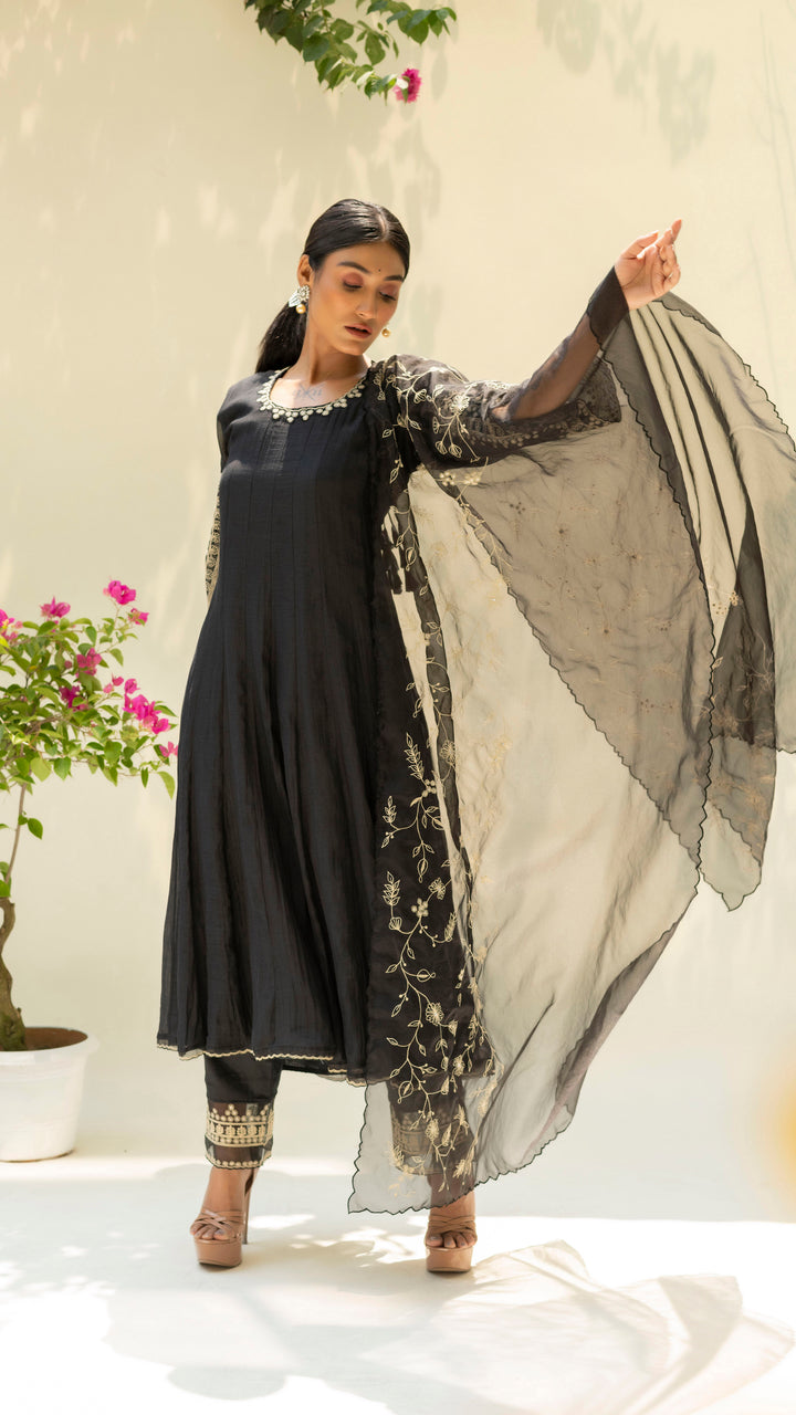 Dastak Anarkali Set (Black)