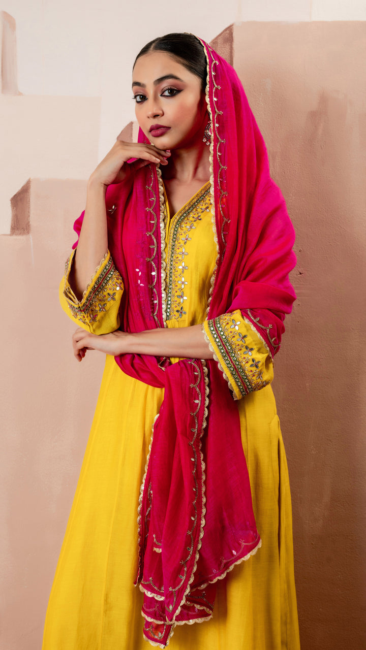 Sunehri A-Line Anarkali Set (Yellow)