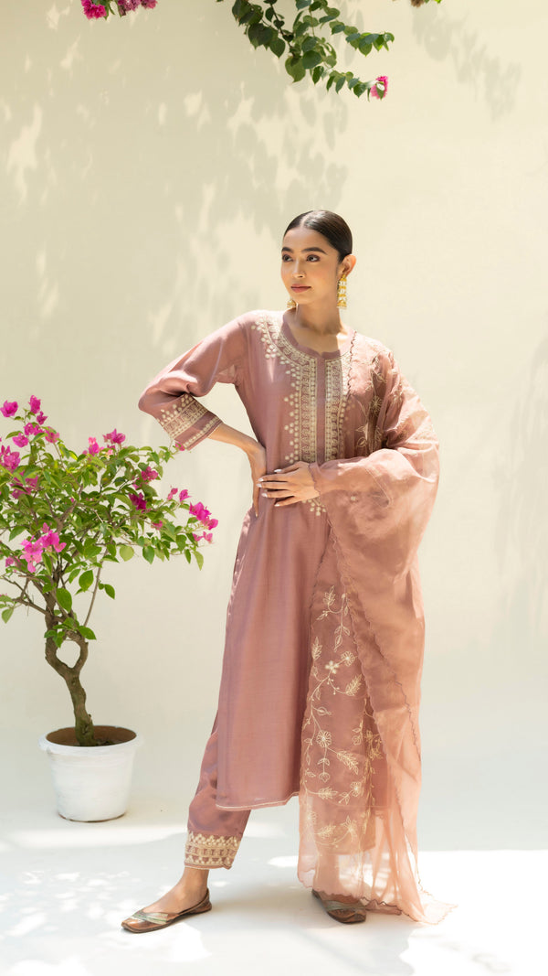 Dastak Kurta Set (Chestnut Brown)