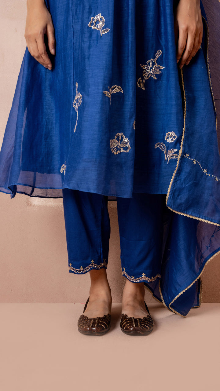 Gul A-line Kurta Set (Blue)