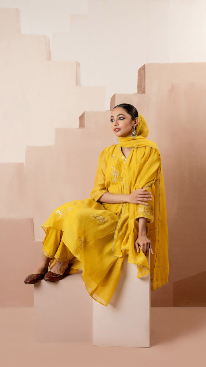 Gul A-line Kurta Set (Yellow)