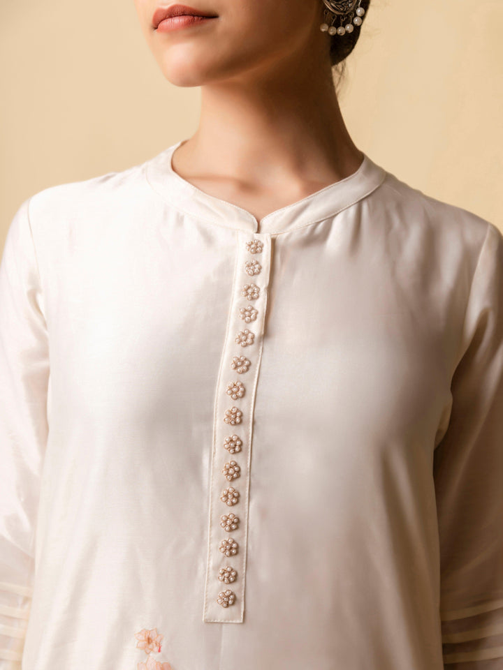 AM Floral Applique Kurta Set (Pearl White)