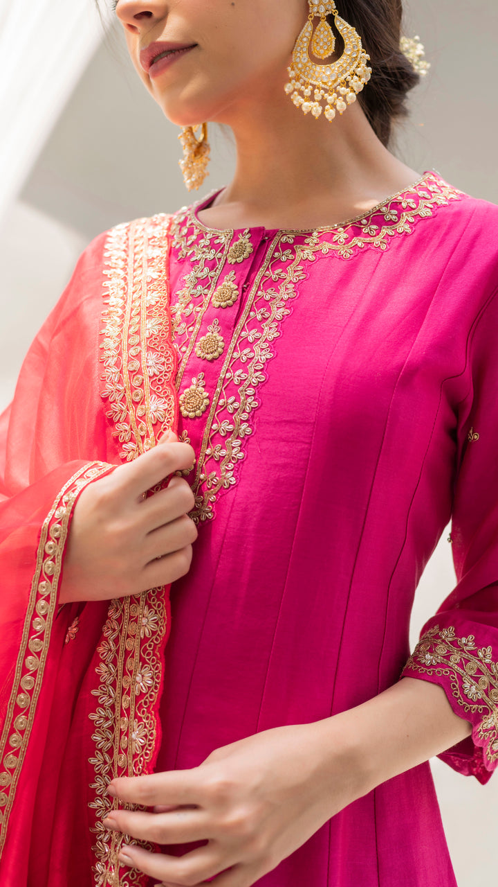 Dahliya Anarkali Set (Fuchsia)