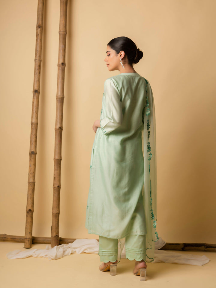 AM Lajjoo Kurta Set (Pistachio Green)