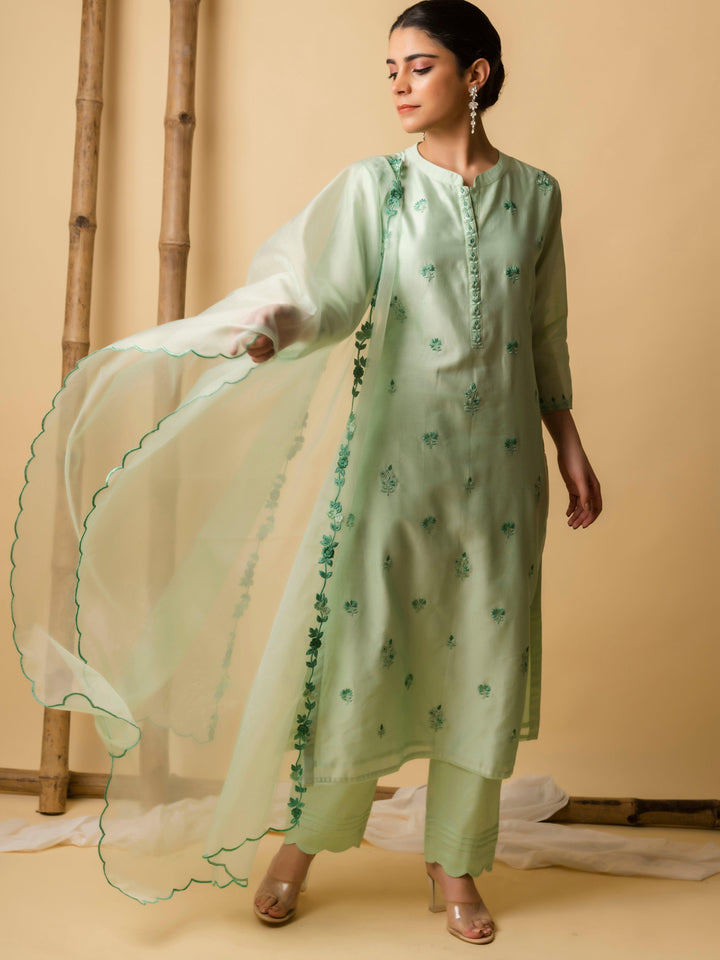 AM Lajjoo Kurta Set (Pistachio Green)